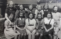 Zdenka (top row middle) with friends, 1944