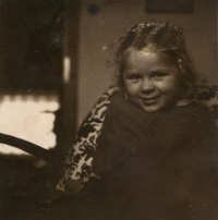 Ilona Zimová v pěti letech, 1954