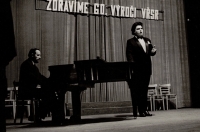 Concert in Olomouc, Pavel Pokorný at the piano, 1977