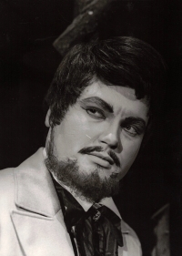 V roli Borise v Kátě Kabanové, Olomouc, 1974