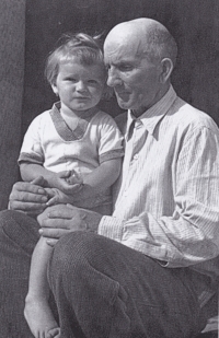 Witness's father with his granddaughter Jitka