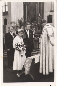 Svatba s Břetislavem Rychlíkem v kostele sv. Jakuba v Brně, červenec 1957