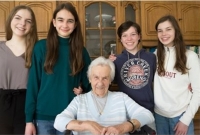 Magdalena Emmerová s žákovským týmem PNS