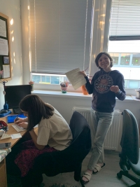 Žákovský tým PNS při práci na projektu