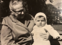 Ludmila s babičkou