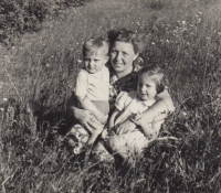 S maminkou a bratrem