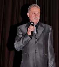 Jindřich Polák při oceňování osobností v roce 2015 v PDA v Josefově