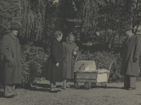 Křtiny dcery Rity, 1953