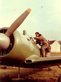 Při výcviku na letounu JAK-11 v Trenčíně