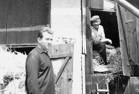 V Lubojatech s tatínkem, 60. léta