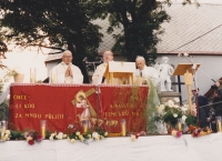 Pilgrimage celebration in Číhošť, 1990