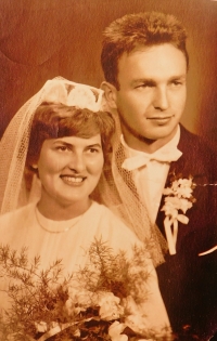 Svatební fotografie Karla a Svatavy Kavičkových