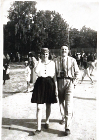 Otec a matka, cca 1920