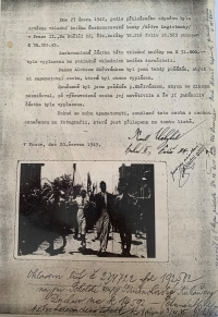 Dokument po tatínkovi potvrzující předání peněžité částky na podporu atentátu na R. Heydricha