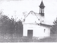 Kaple Panny Marie nedaleko obce Pěkná, rozbořena na pokyn vojenských orgánů v roce 1958, 1938