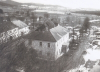 Škola v obci Pěkná, 1972