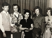 Libor Fránek (second from the left) as a graduate of LŠU, 1976
