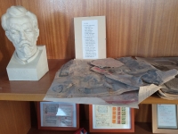 Zátiší s bustou Miroslava Tyrše