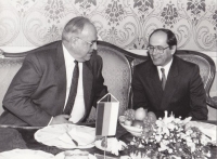 S Helmutem Kohlem, Bratislava, 1990