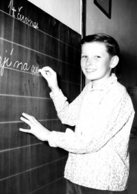 Josef ve škole v roce 1963