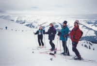 Vojtěch Petr, lyžování na horách se svými blízkými