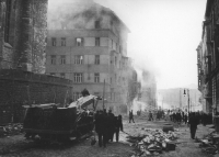 Vybombardovaný dům Istlerových ze 14. února roku 1945 (c) UMPRUM