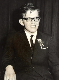 Bohuslav Holub as a graduate, 1967