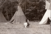 Setkání "indiánů" v 80. letech - (u Raspenavy nebo Karlových Varů)