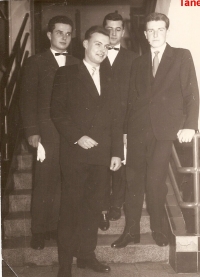 Taneční, Alexandr Gregar druhý zprava, 1959