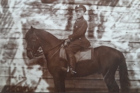 Tatínek v polské uniformě