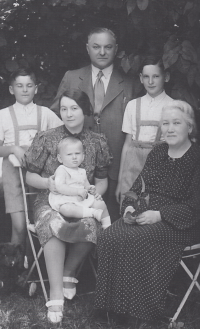 The Reichsfeld family
