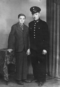 Ladislav Gavlas s otcem