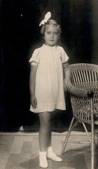 Jaromíra Junková asi šestiletá