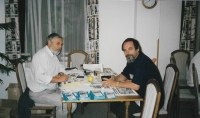 Organizování KELI kongresů, s bratrem Tomášem, pamětník vlevo