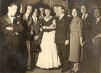 Ljuba Hermanová na večírku Pražské židovské obce, 1950