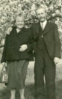 Husbands parents, 1950s