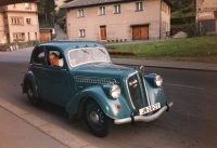 Vůz Škoda Popular pamětníkovy rodiny, se kterým Petr Rolenec projel SSSR