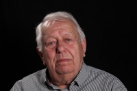 Pamětník Petr Rolenec ve studiu Post Bellum, květen 2022