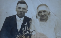 Svatba rodičů Václava a Boženy Centnerových, 1926