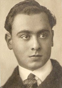 František R. Kraus asi v roce 1920