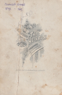 Zadní strana fotografie ročního Maxmiliánka Sonnka