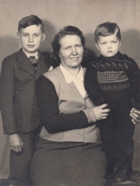 Mum Ctislava with her sons Vlastimil and Zdeněk Musil