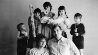 Marián Hošek s rodinou, 1987