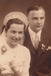The wedding photo of his mother, née Růžičková and his father Josef Cvejn, 1940 
