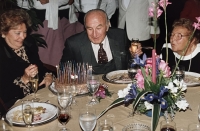 Narozeniny tety Alice: zleva Alice, otec Victor, matka Hana, Florida 1995