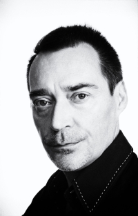 Tobiáš Jirous, portrétní fotografie do knihy o disentu, 2022