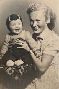 Jaroslava Kotlabová with her older son in 1956