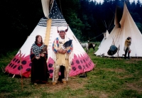 Ladislav (zvaný Sam) s manželkou Milenou (zvanou Moucha)