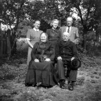 Prarodiče, rodiče a sestra Josefa Hlubka
