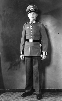 Strýc Josefa Hlubka Vilém Hlubek / kolem roku 1940